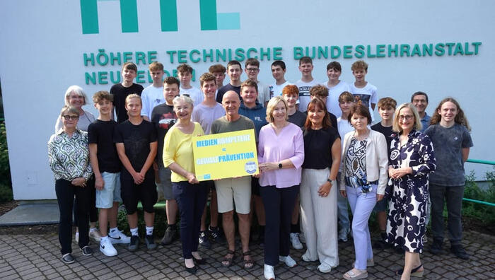 Gruppenfoto: Projektabschluss an der HTL Neufelden